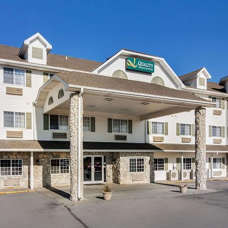 Quality Inn & Suites Arbor Екстер'єр фото